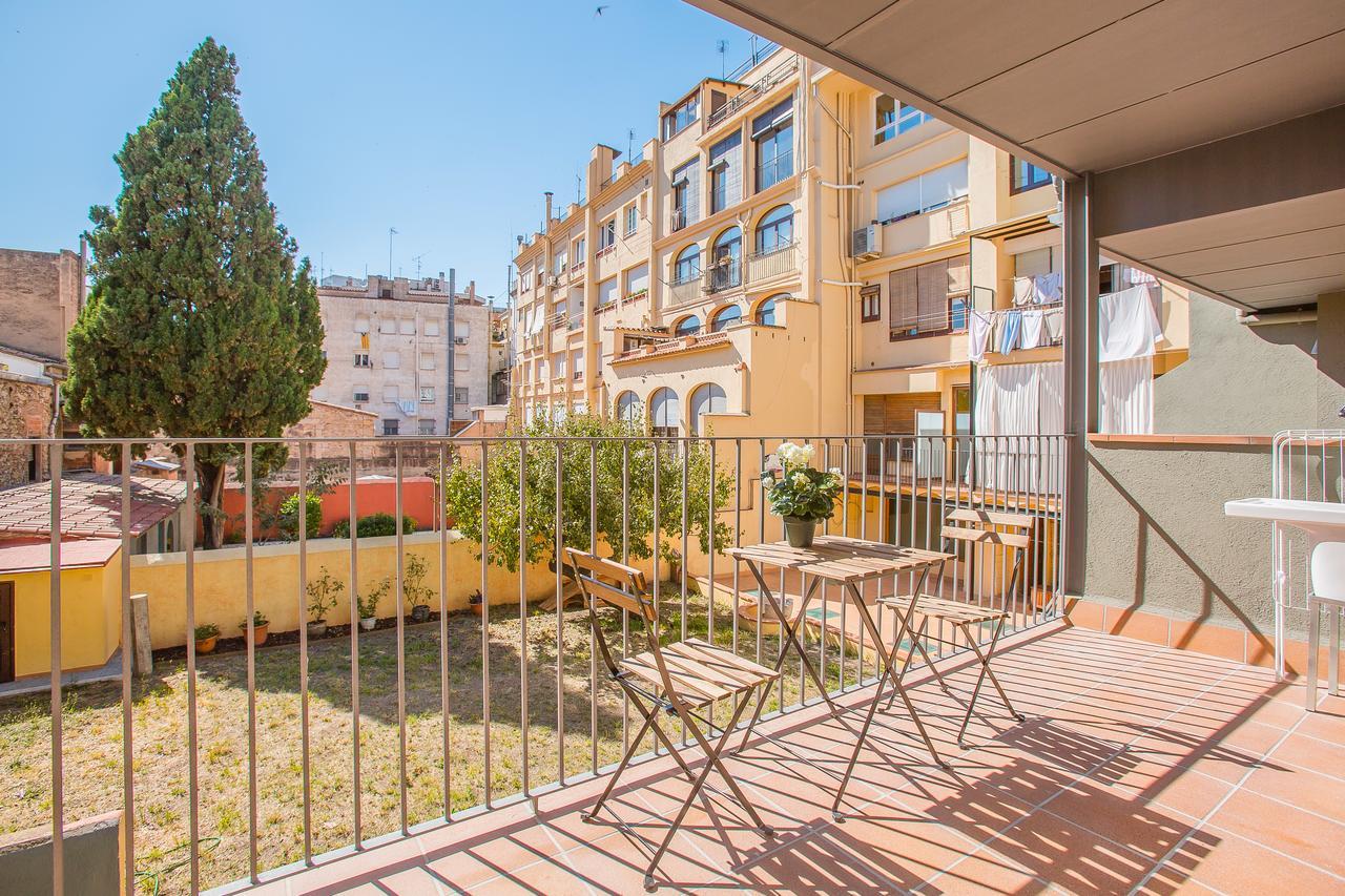 Flateli -Placa Catalunya 3-2 Girona Bagian luar foto